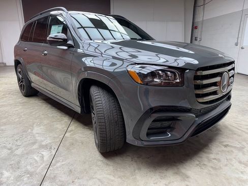 New 2026 Mercedes-Benz GLS 450 4MATIC image 7