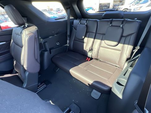 New 2026 Ford Explorer Platinum w/ LUX Leather Package image 26