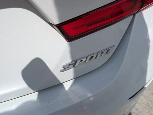 Used 2019 Honda Accord Sport image 6
