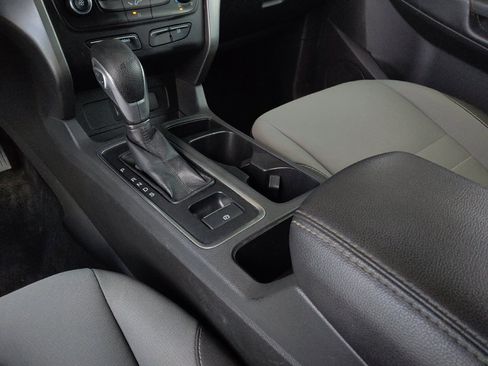 Used 2017 Ford Escape S FWD image 26