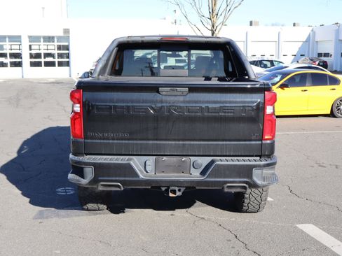Used 2020 Chevrolet Silverado 1500 LT Trail Boss w/ Midnight Edition image 20