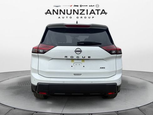 New 2026 Nissan Rogue SV image 4