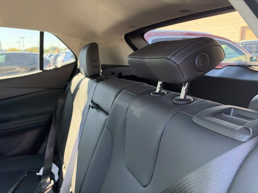 Used 2024 Buick Encore GX Sport Touring w/ Comfort Package FWD image 8