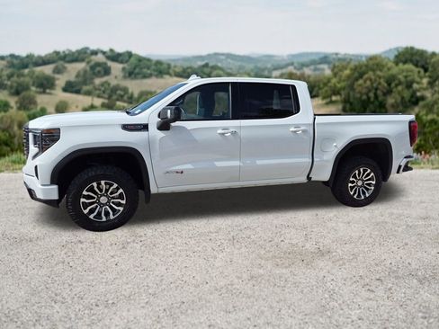 Used 2023 GMC Sierra 1500 AT4 AWD/4WD image 4