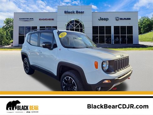 Used 2023 Jeep Renegade Trailhawk w/ Trailhawk Elite Group image 1