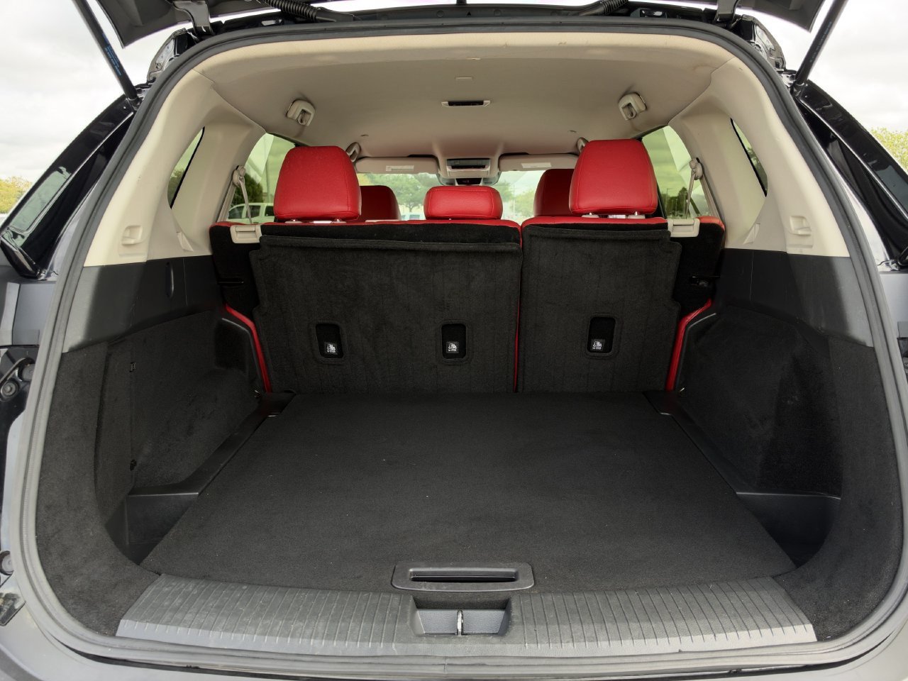 Used 2023 Nissan Rogue SV FWD image 27