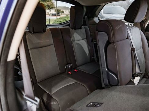 Used 2020 Nissan Pathfinder S image 44