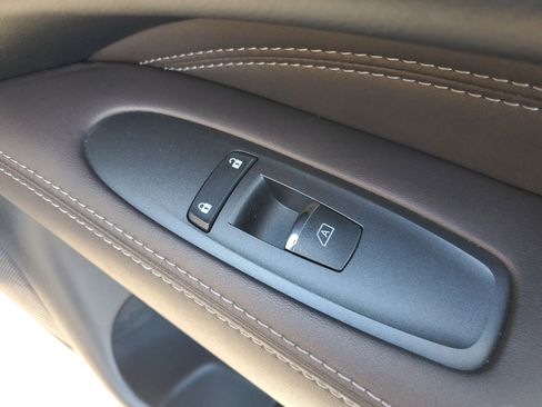 Used 2020 INFINITI QX60 Luxe w/ Sensory Package image 11