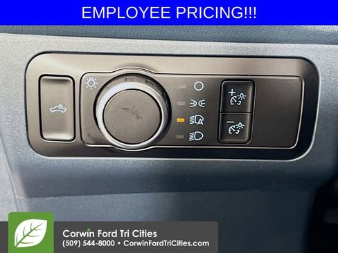 New 2026 Ford Maverick XLT w/ XLT Luxury Package AWD/4WD image 18