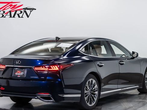 Used 2022 Lexus LS 500 AWD w/ Luxury Package image 5
