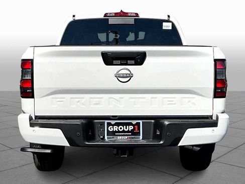 New 2026 Nissan Frontier SV w/ Tow Package image 4