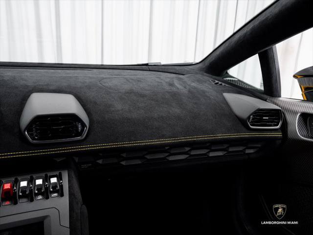 Used 2023 Lamborghini Huracan STO RWD image 41