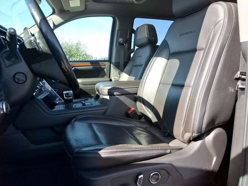 Used 2024 GMC Sierra 1500 Denali w/ Denali Reserve Package AWD/4WD image 12