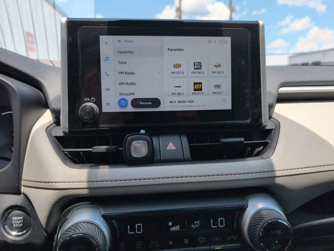 Used 2024 Toyota RAV4 XLE w/ Convenience Package FWD image 16