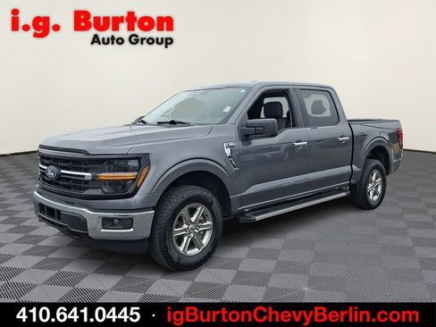 Used 2025 Ford F150 XLT w/ Equipment Group 301A Standard AWD/4WD image 3