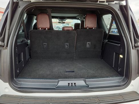 Used 2022 Ford Expedition Max Limited AWD/4WD image 10