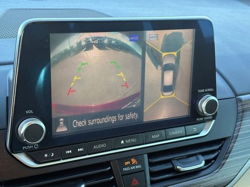 Certified 2019 Nissan Altima 2.5 Platinum image 26