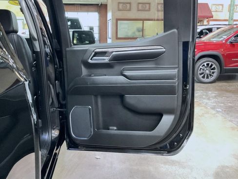 Certified 2024 Chevrolet Silverado 1500 LTZ AWD/4WD image 19