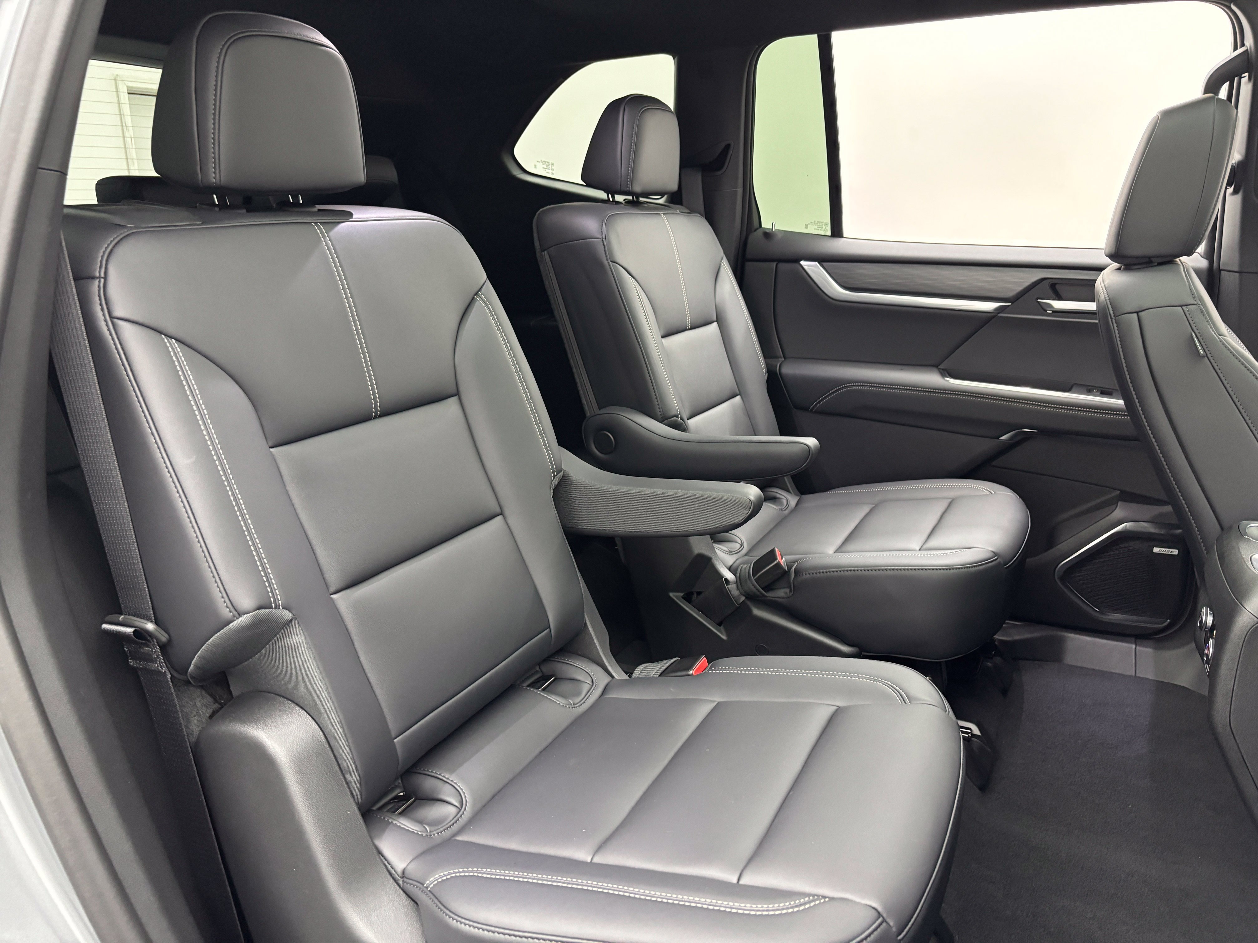New 2027 GMC Acadia Elevation w/ Elevation Premium Package AWD/4WD image 42