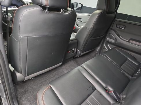 Used 2023 Nissan Frontier PRO-4X w/ Pro-4X Premium Package image 46