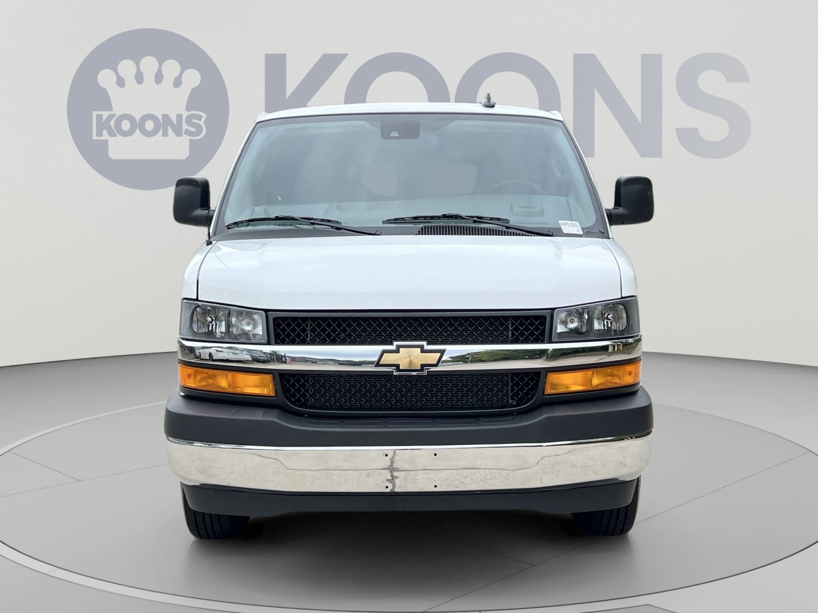 Used 2025 Chevrolet Express 3500 LT w/ LT Preferred Equipment Group RWD image 11