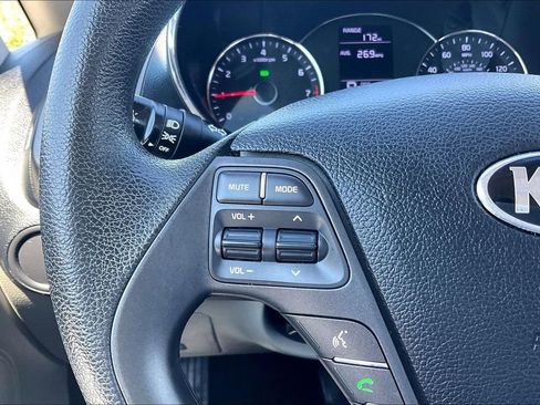 Used 2014 Kia Forte LX w/ Popular Package image 18