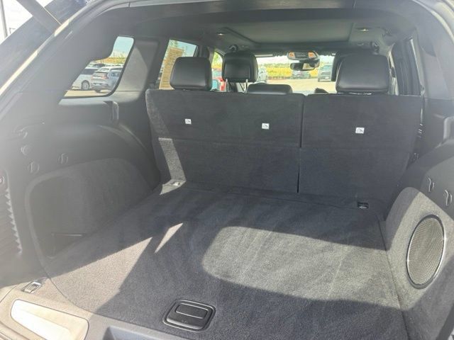 Certified 2019 Jeep Grand Cherokee Overland AWD/4WD image 24