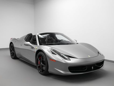 Certified 2014 Ferrari 458 Spider image 15