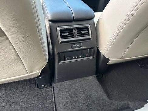 Certified 2024 MAZDA CX-90 Plug-In Hybrid w/ Preferred AWD/4WD image 16