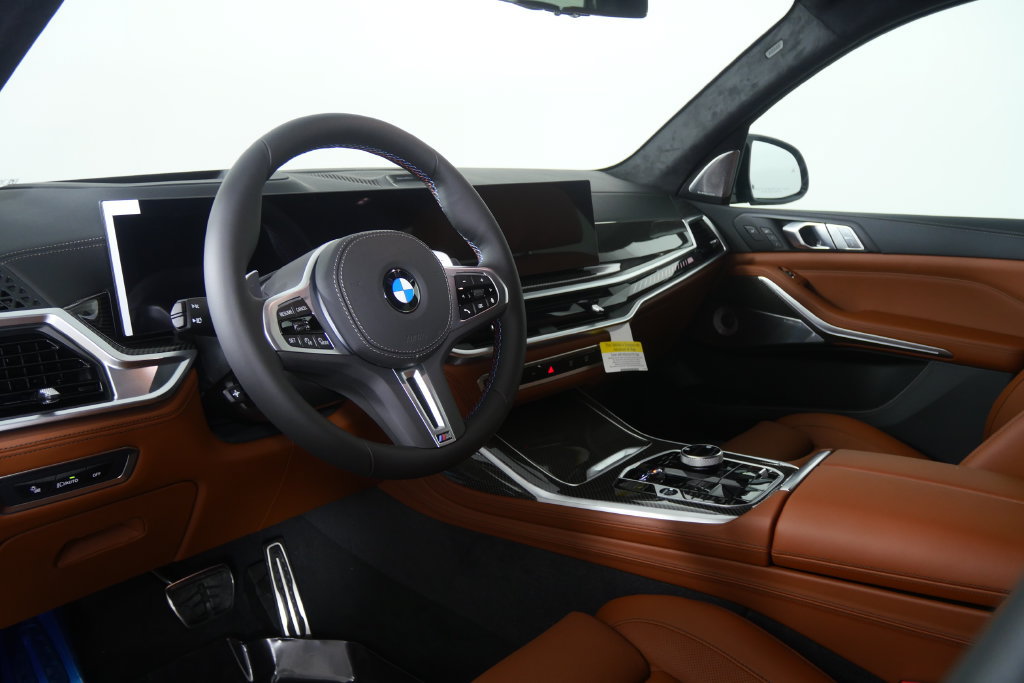 Used 2027 BMW X7 M60i AWD/4WD image 13