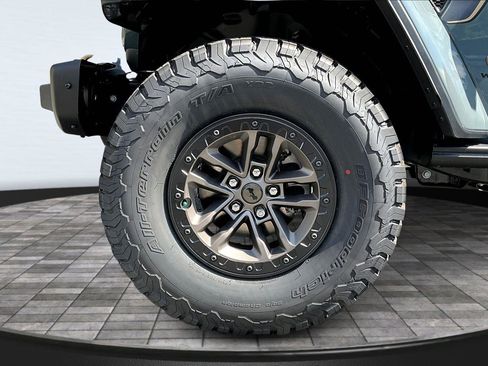 New 2025 Jeep Wrangler Unlimited Rubicon 392 image 11