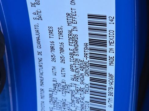 Used 2021 Toyota Tacoma TRD Off-Road w/ Technology Package image 14