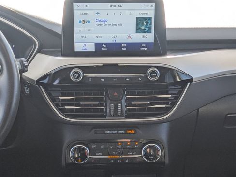 Used 2022 Ford Escape SEL w/ Technology Package image 20