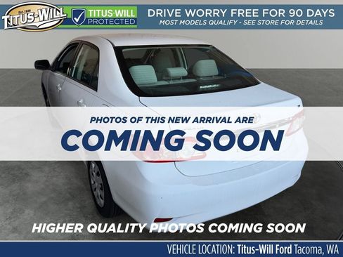 Used 2011 Toyota Corolla LE FWD image 3