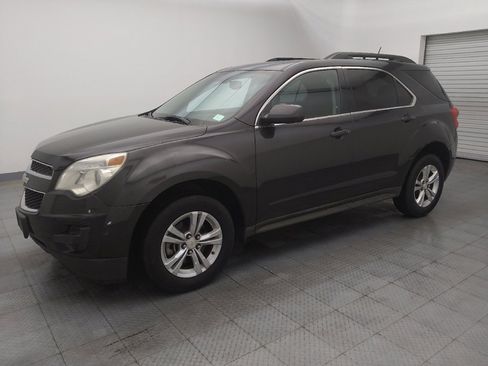 Used 2015 Chevrolet Equinox LT w/ Driver Convenience Package image 2