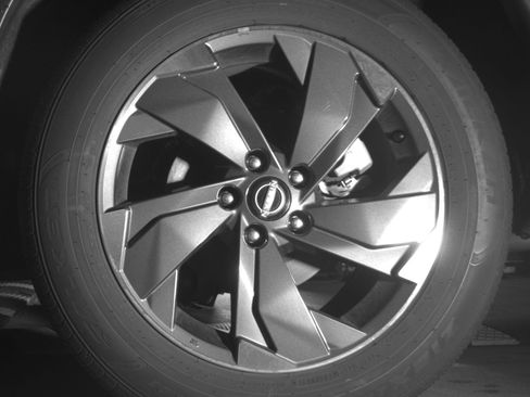 Used 2025 Nissan Rogue SV FWD image 14
