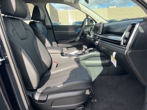 New 2026 Kia Sorento S image 15