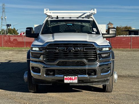 New 2026 RAM 5500 Tradesman w/ Chrome Appearance Group image 8