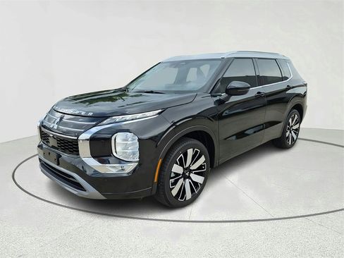 New 2025 Mitsubishi Outlander SEL image 1