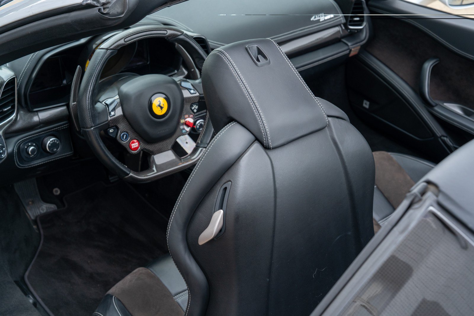 Used 2012 Ferrari 458 Spider RWD image 44