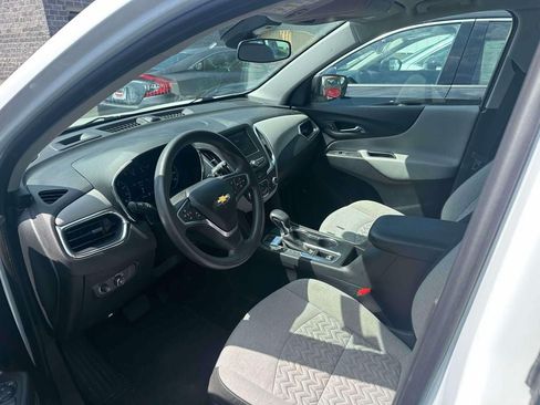Used 2022 Chevrolet Equinox LS AWD/4WD image 14
