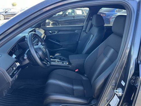 Certified 2025 Honda Civic Sport image 18