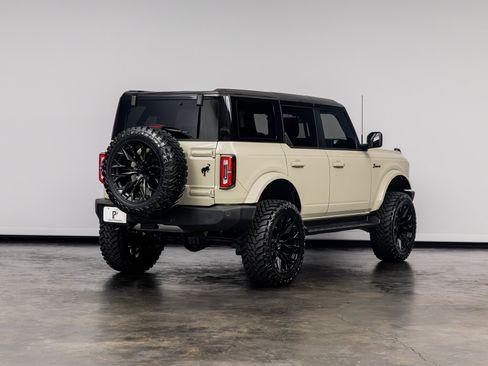 Used 2025 Ford Bronco Outer Banks AWD/4WD image 20