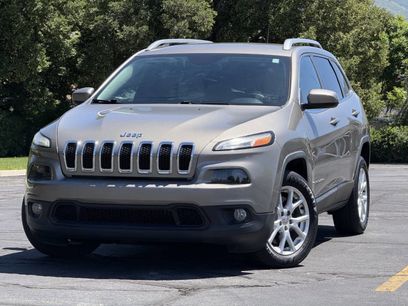 Used 2016 Jeep Cherokee Latitude w/ Comfort & Sound Group