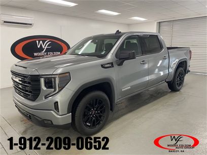 New 2025 GMC Sierra 1500 Elevation