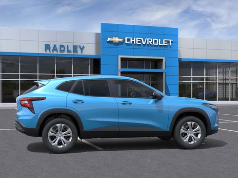 New 2026 Chevrolet Trax LS image 5
