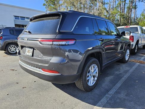 Used 2025 Jeep Grand Cherokee Laredo X w/ Luxury Tech Group I image 7