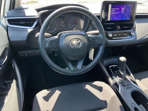 Certified 2025 Toyota Corolla LE FWD image 14