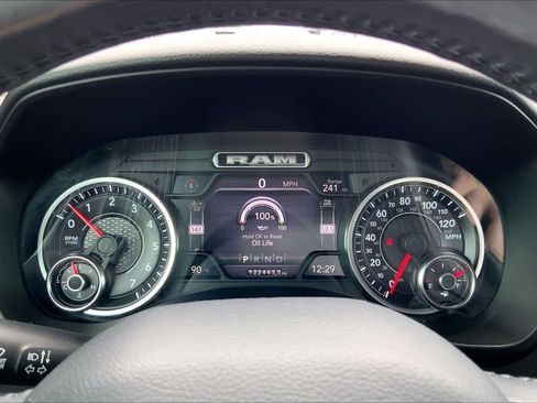 Used 2020 RAM 1500 Lone Star RWD image 25