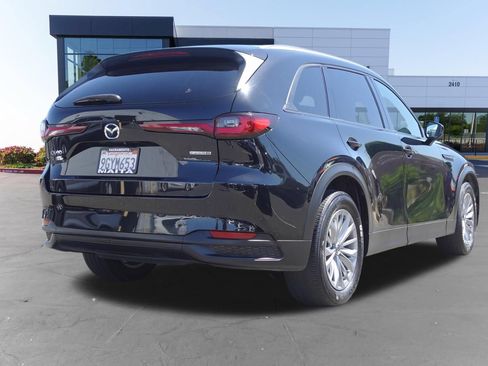 Used 2024 MAZDA CX-90 3.3 Turbo w/ Preferred Package AWD/4WD image 4